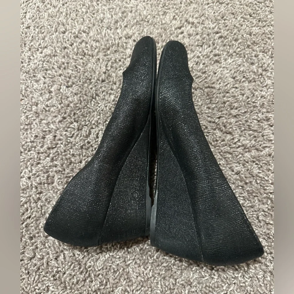 Stuart Weitzman Black Reptile Print Wedges Women’s , size 9.5